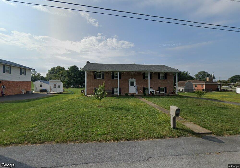 151 E Side Dr, Greencastle, PA 17225 - photo 1