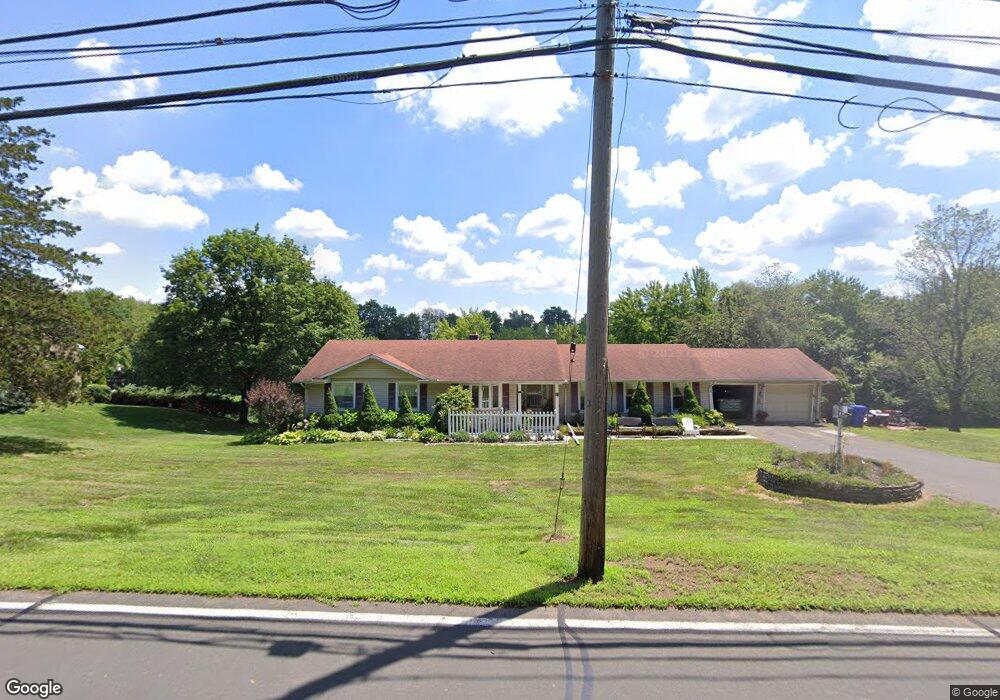 21 Burr Rd, Bloomfield, CT 06002 - photo 1