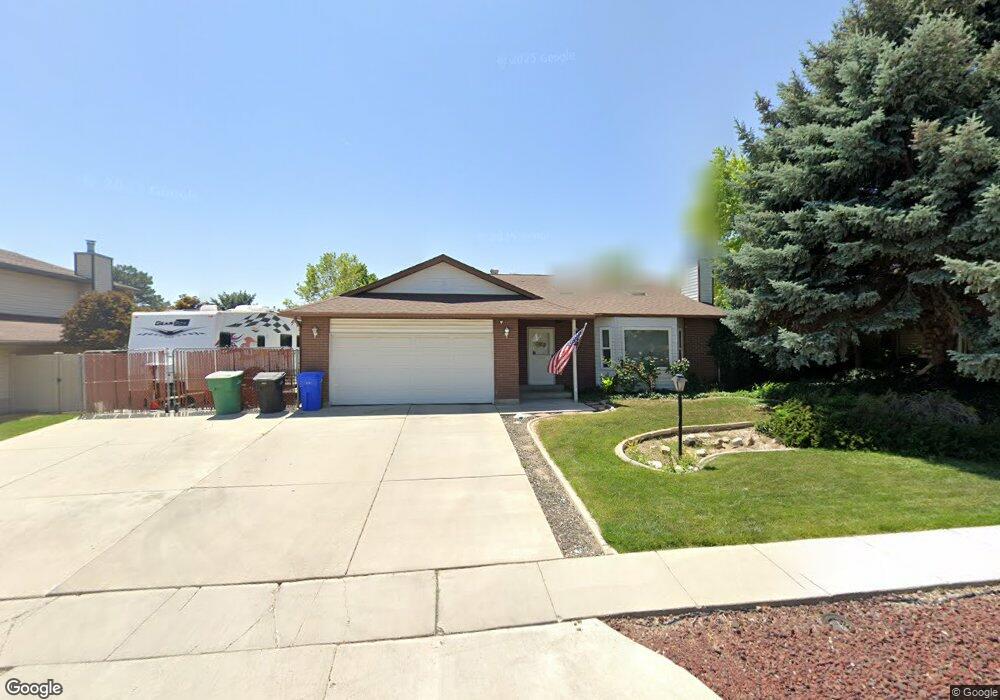 2379 Jordan Meadows Ln, West Jordan, UT 84084 - photo 1