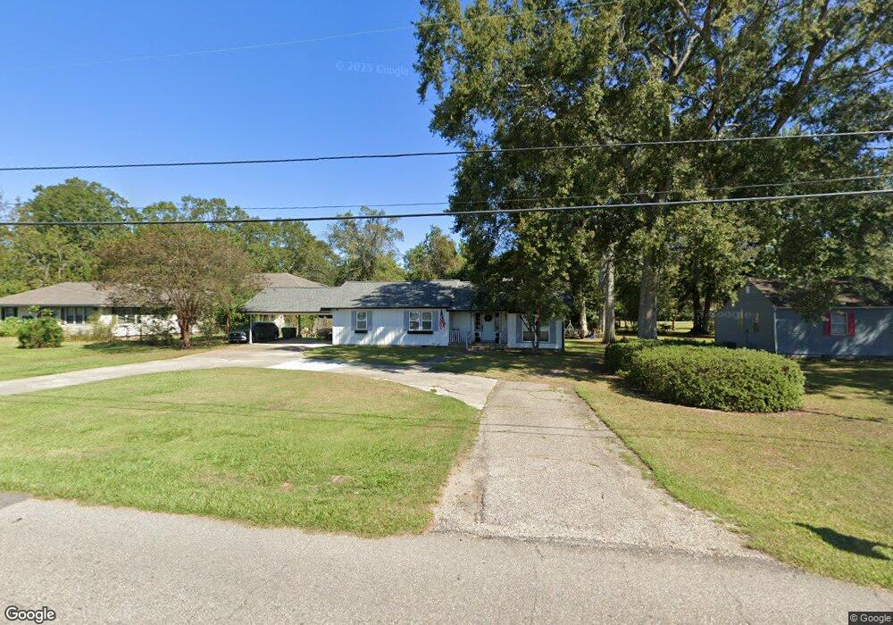 720 Third Ave, Picayune, MS 39466 - photo 1