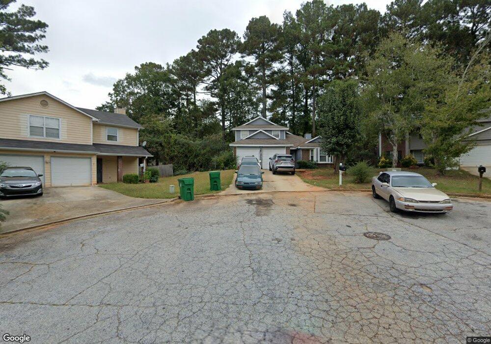 2072 Corners Circle Trace, Lithonia, GA 30058 - photo 1