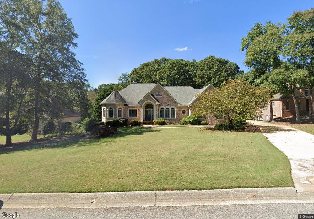 817 Mill Brook Ln, Hoschton, GA 30548 - photo 1