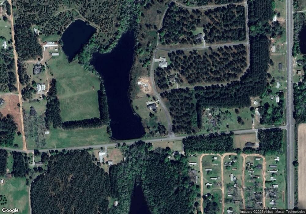 77 Bocage Dr, Douglas, GA 31535 - photo 1