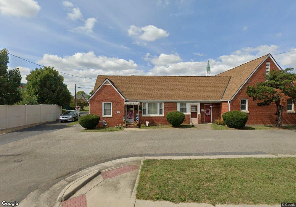 123 N Delphine Ave, Waynesboro, VA 22980 - photo 1