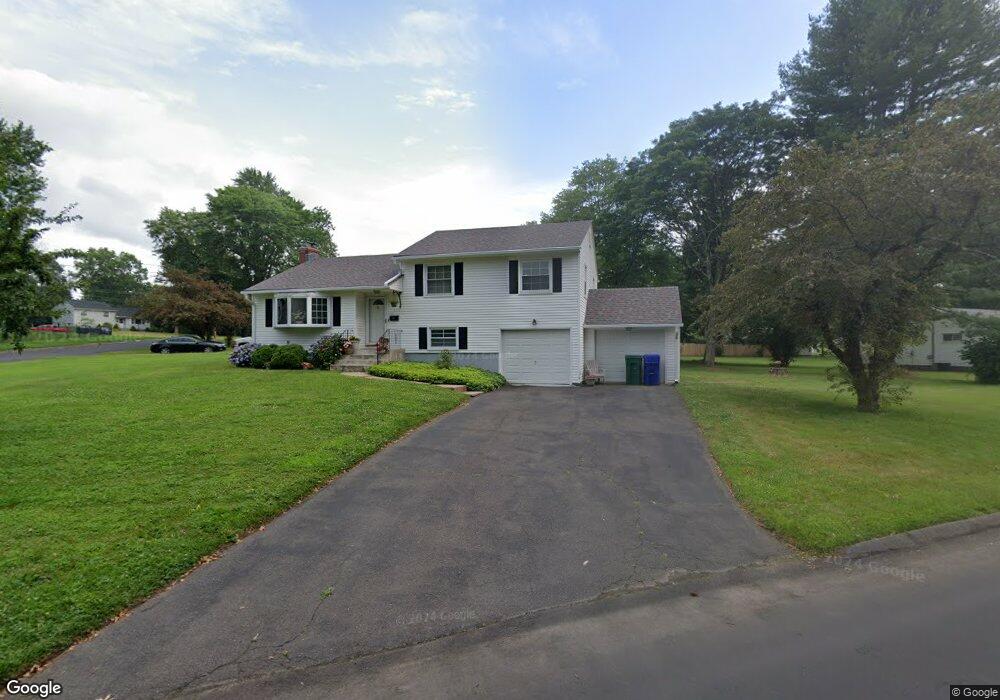 1 Clover Ln, Bloomfield, CT 06002 - photo 1