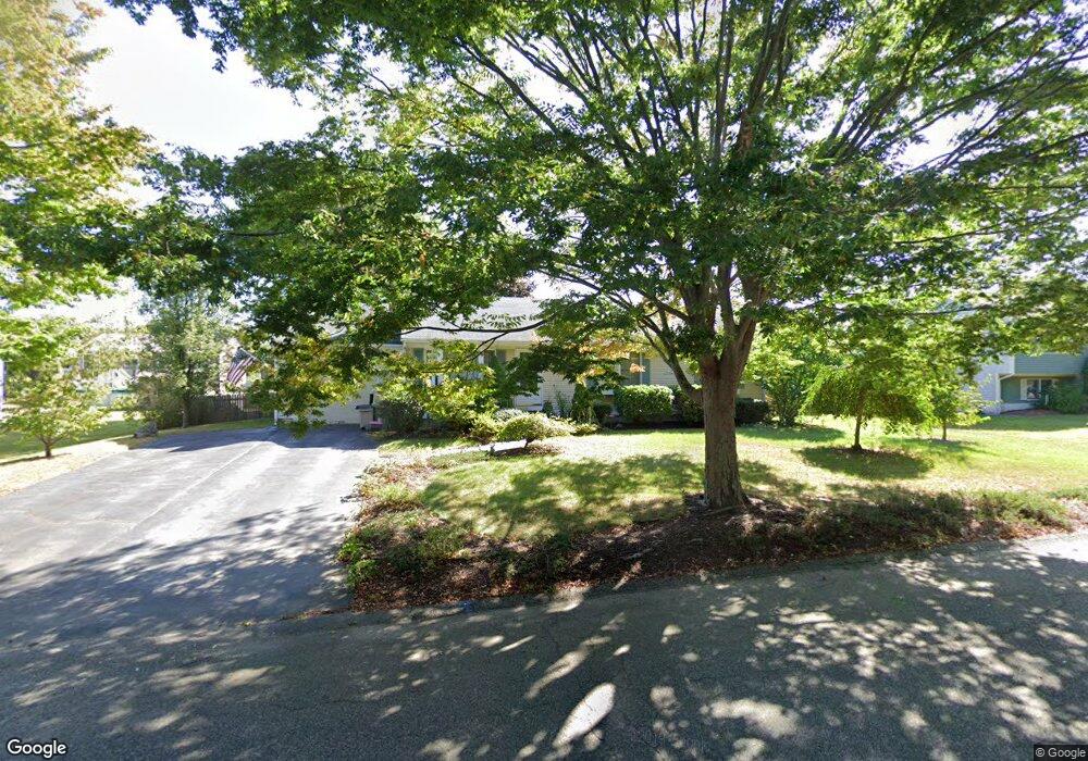 36 Peckham Place, Bristol, RI 02809 - photo 1