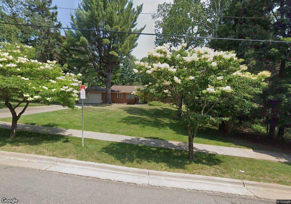 16 S 36th Ave E, Duluth, MN 55804 - photo 1