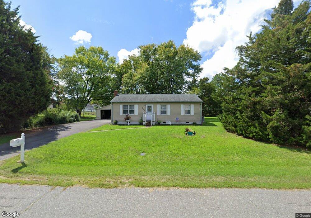 3130 Mattaponi Ave, West Point, VA 23181 - photo 1