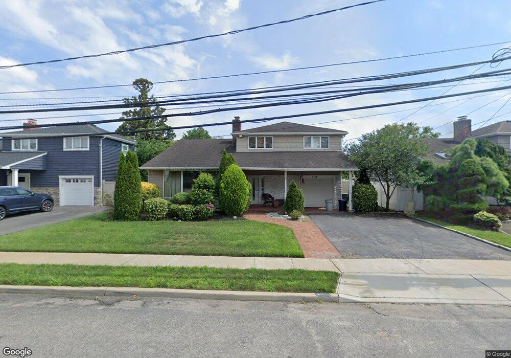 2118 Holland Way, Merrick, NY 11566 - photo 1