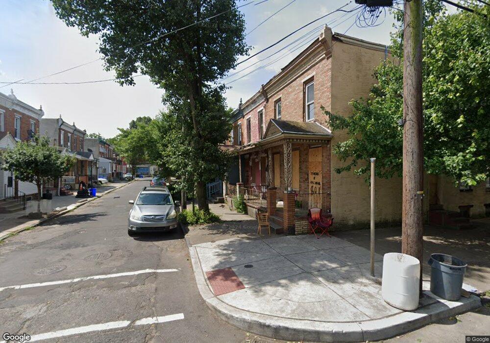 811 Princeton Ave, Camden, NJ 08103 - photo 1