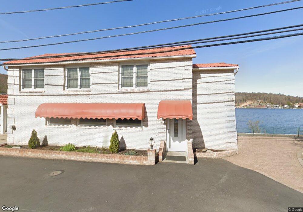 32 Lakeside Dr, Harveys Lake, PA 18618 - photo 1