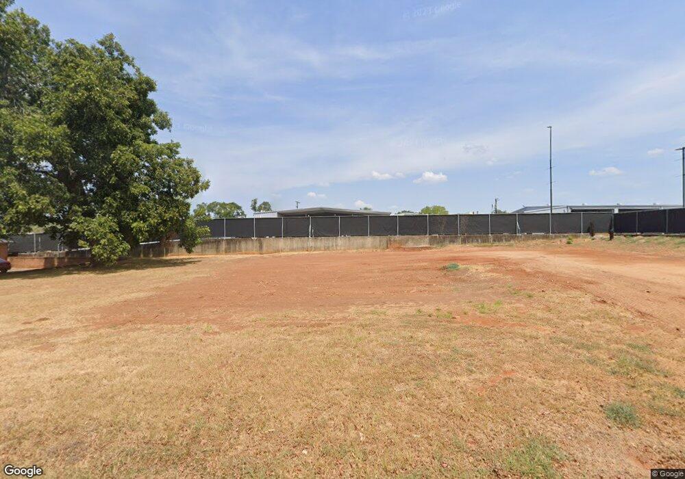 200 Lewis St, Nacogdoches, TX 75961 - photo 1