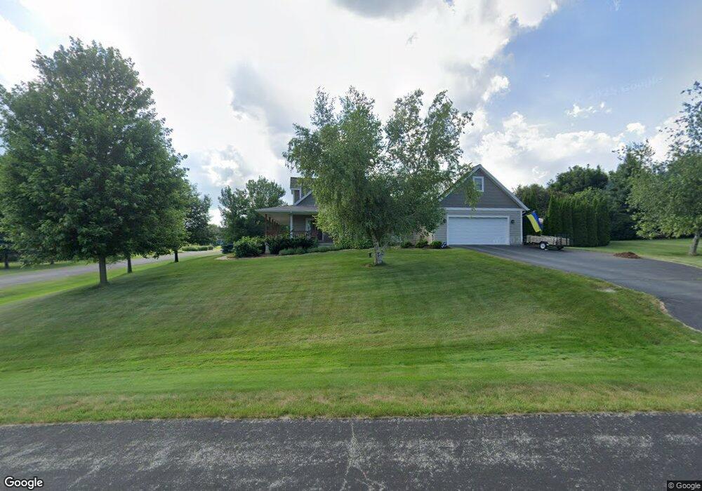 N52W26708 Janet Ct, Pewaukee, WI 53072 - photo 1