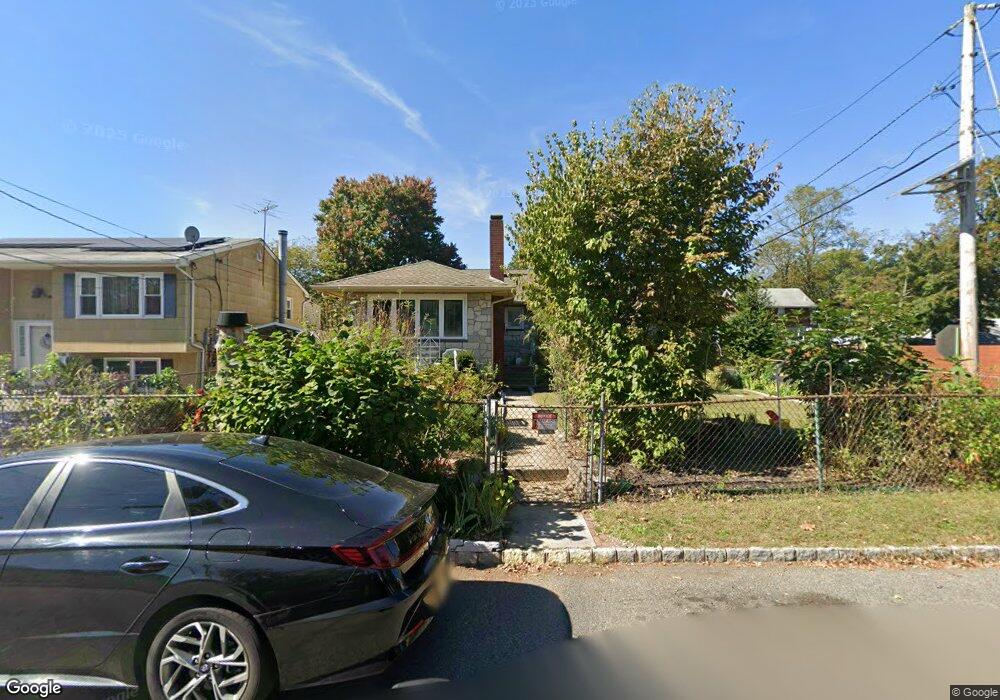 210 Maple Ave, South Bound Brook, NJ 08880 - photo 1