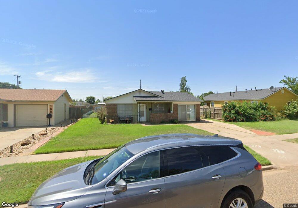 705 W 27th St, Plainview, TX 79072 - photo 1