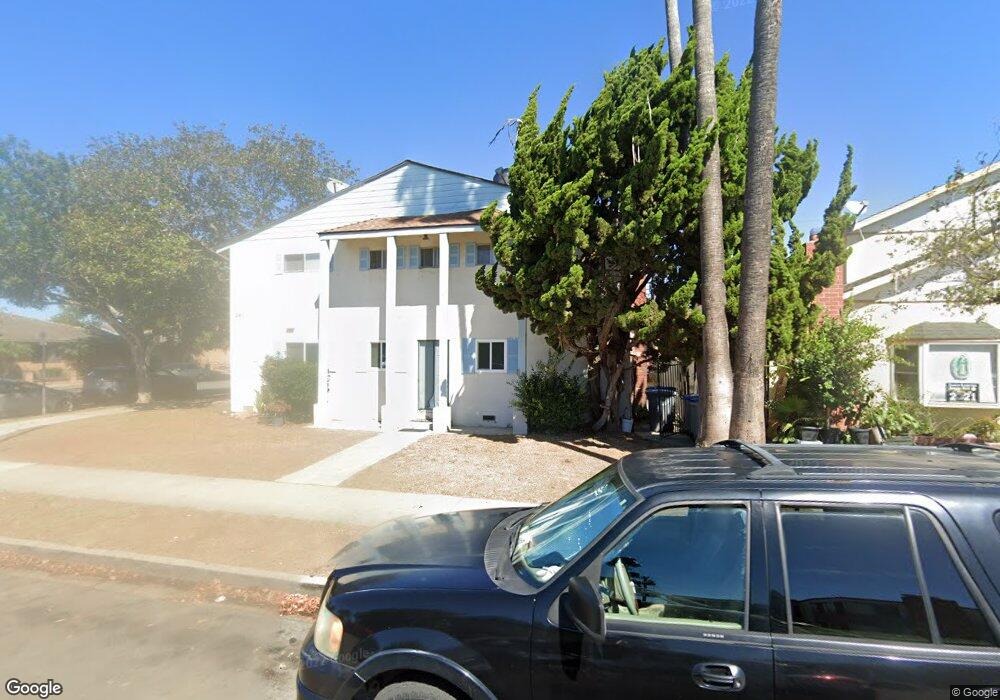 241 Chester Way unit 3, Oxnard, CA 93033 - photo 1