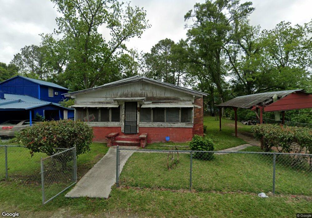 511 1/2 W Hill St, Quitman, GA 31643 - photo 1