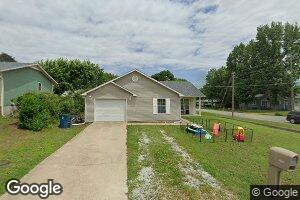 1303 Kimberly Ln, Carthage, MO 64836