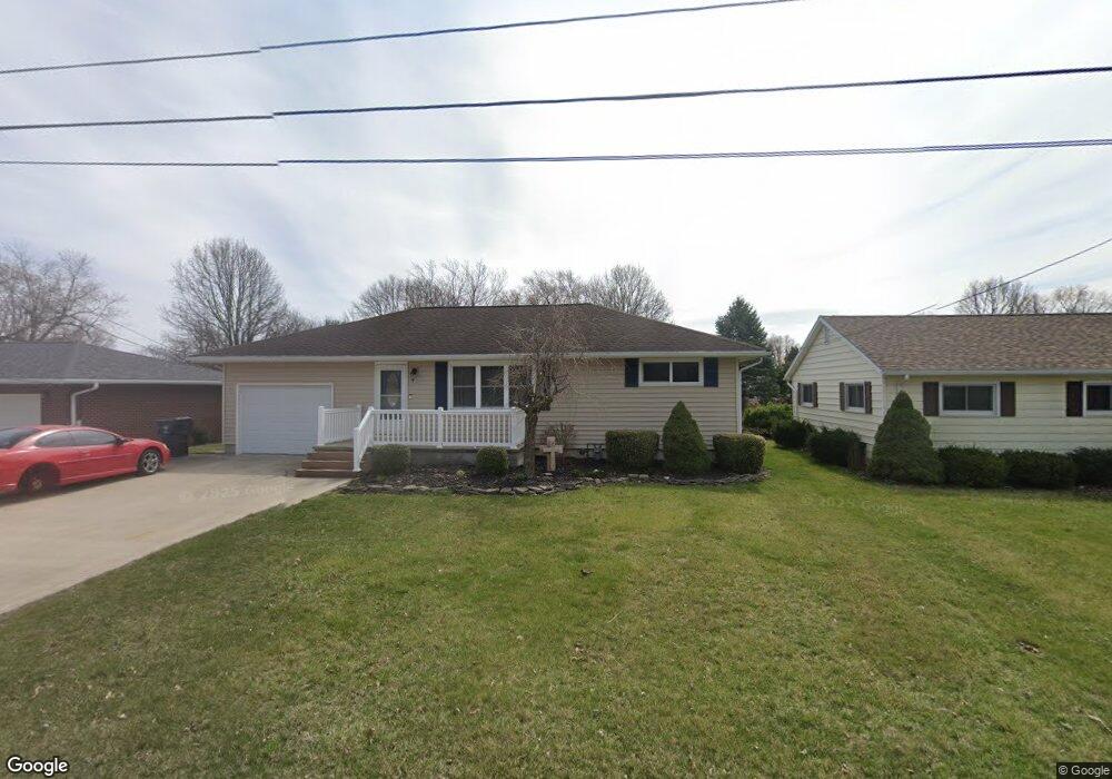 304 Taylor St, Columbus Grove, OH 45830 - photo 1