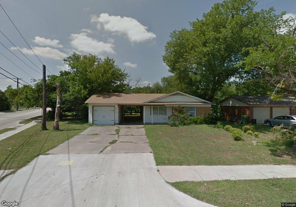 701 Brookfield Dr, Hurst, TX 76053 - photo 1