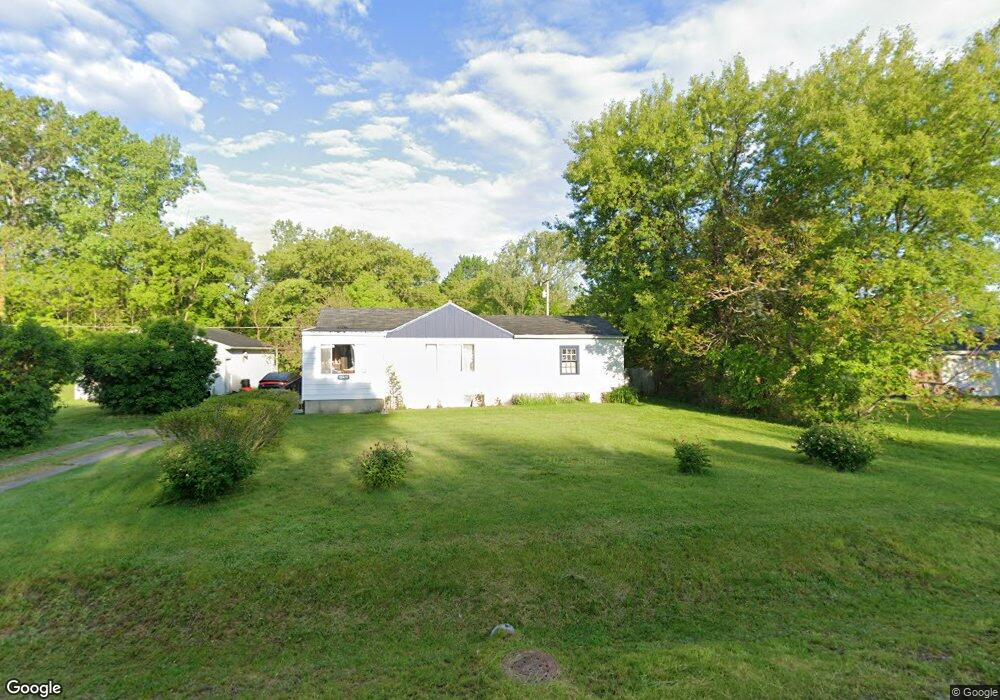 10491 N Linden Rd, Clio, MI 48420 - photo 1