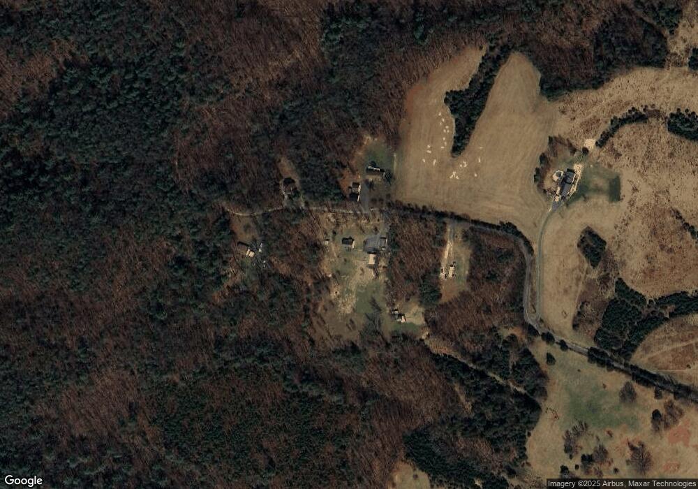 673 Point Rd, Bentonville, VA 22610 - photo 1