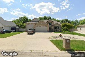 1744 Charleswood Estates Dr, West Fargo, ND 58078
