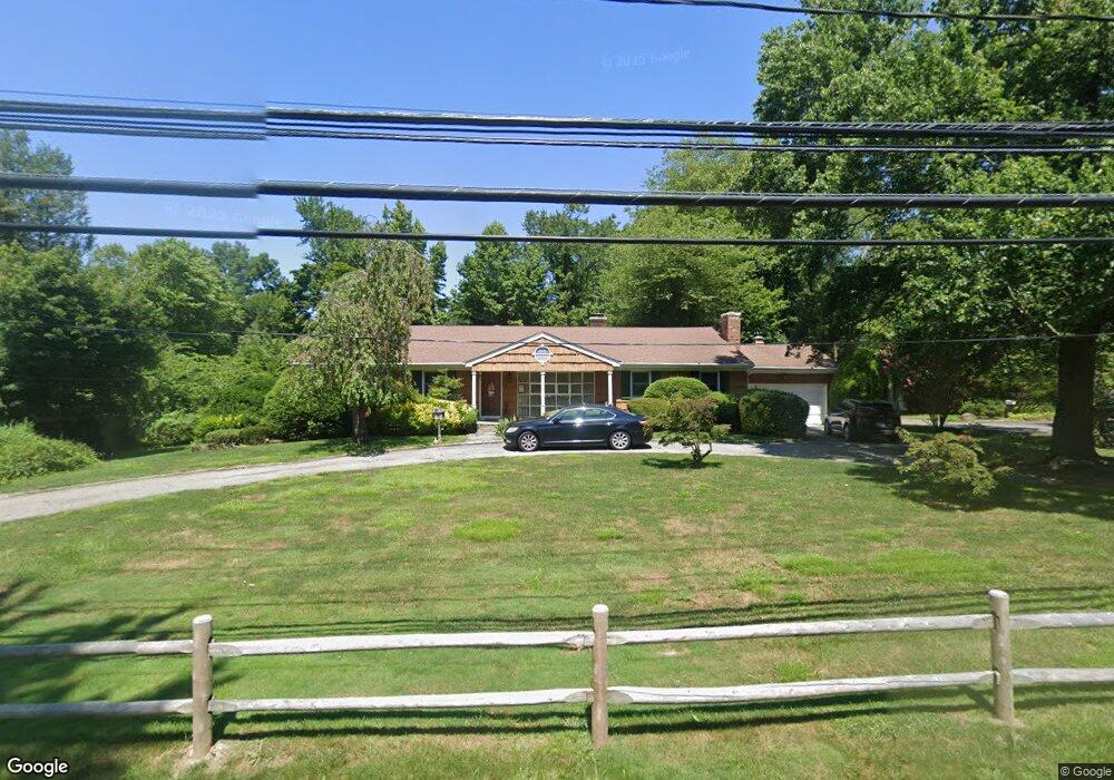 69 Duck Pond Rd, Glen Cove, NY 11542 - photo 1