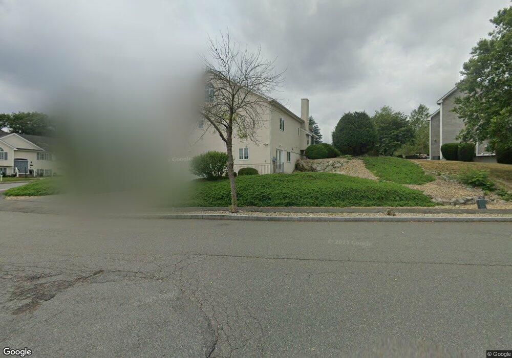 9 Lisa Ln, Saugus, MA 01906 - photo 1