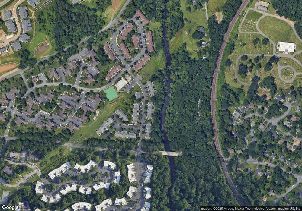 26 Coachlight Dr, Chatham, NJ 07928 - photo 1