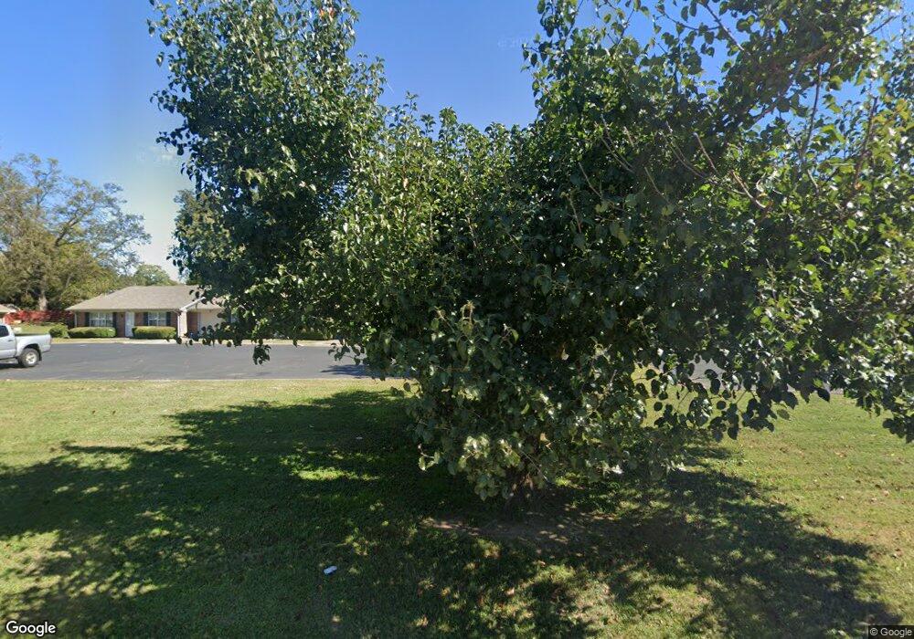 625 S Brittain St, Shelbyville, TN 37160 - photo 1