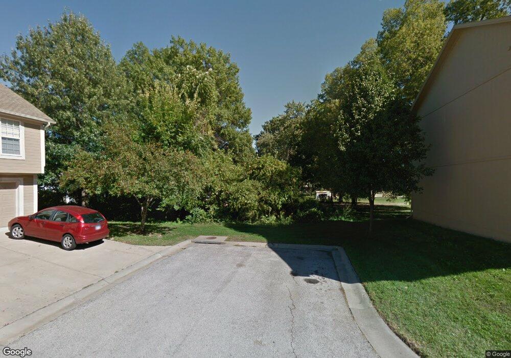 11204 W 61st St, Shawnee, KS 66203 - photo 1