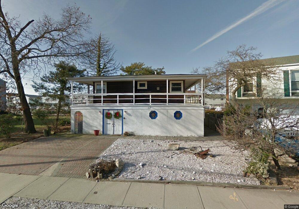 110 Garfield St, Freeport, NY 11520 - photo 1