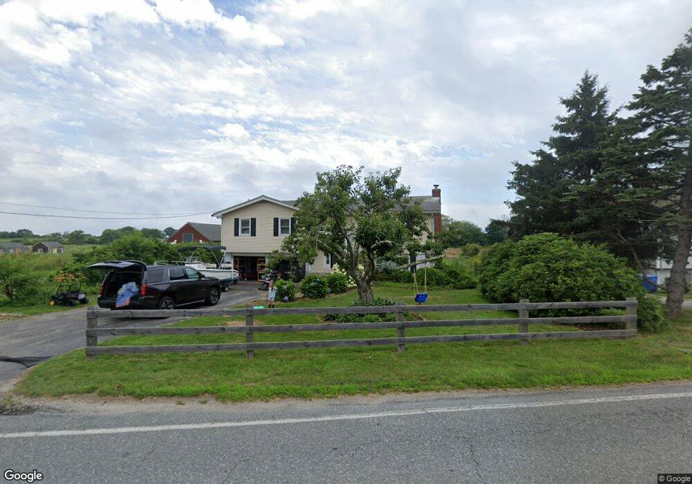 846 Mitchell's Ln, Middletown, RI 02842 - photo 1