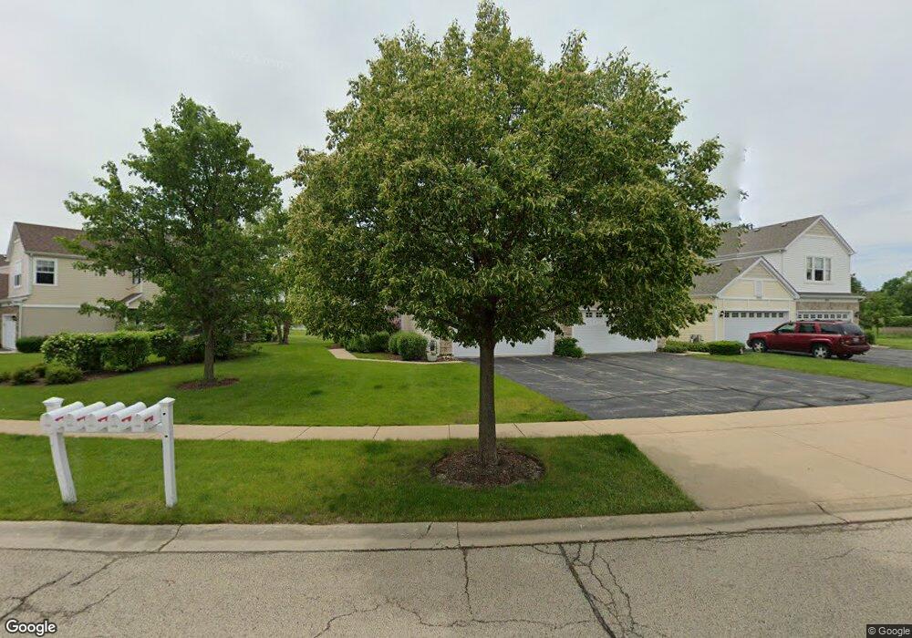 1945 Cobblestone Dr unit 461, Carpentersville, IL 60110 - photo 1