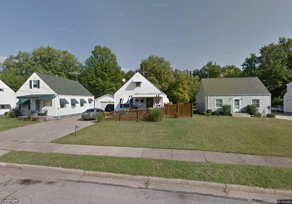 2523 E 37th St, Lorain, OH 44055 - photo 1