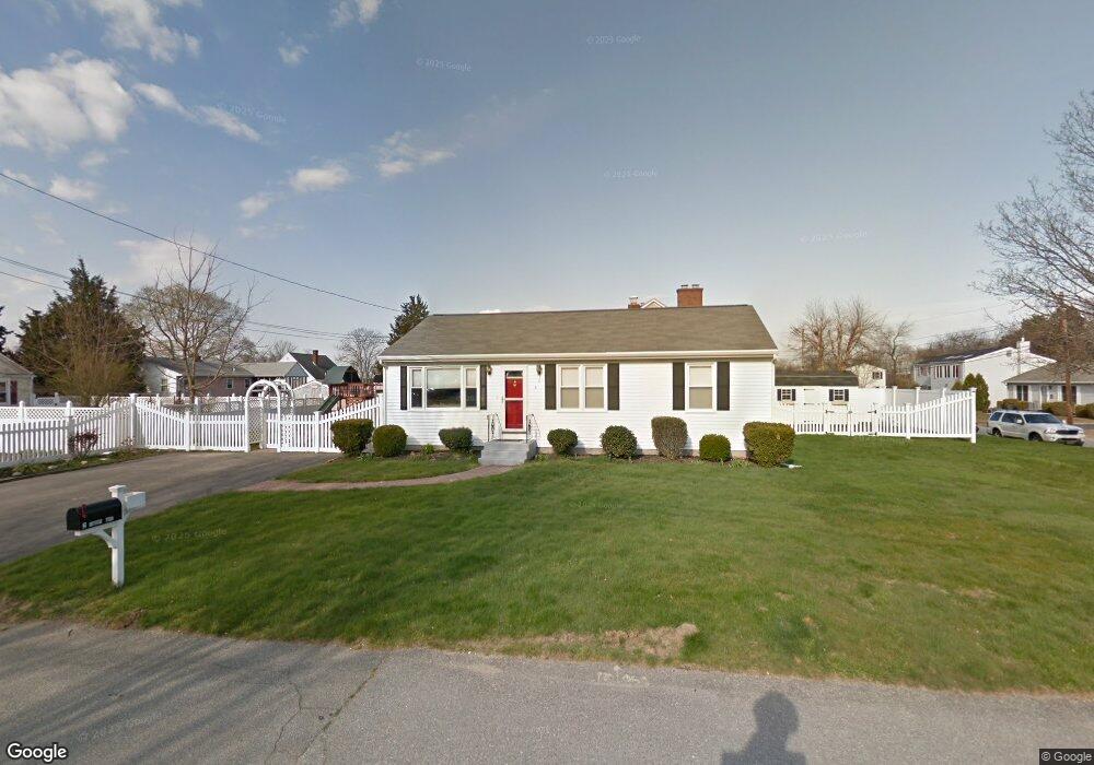 2 Taddy Ave, Warren, RI 02885 - photo 1