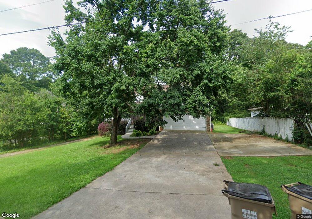 498 White St, Hoschton, GA 30548 - photo 1