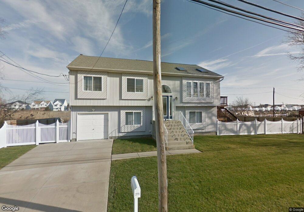 2775 Island Channel Rd, Seaford, NY 11783 - photo 1