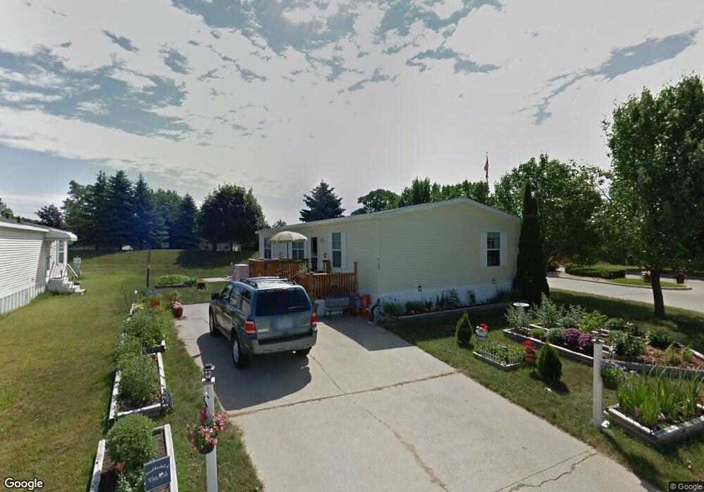 7182 N Hemlock Ln, Mount Morris, MI 48458 - photo 1