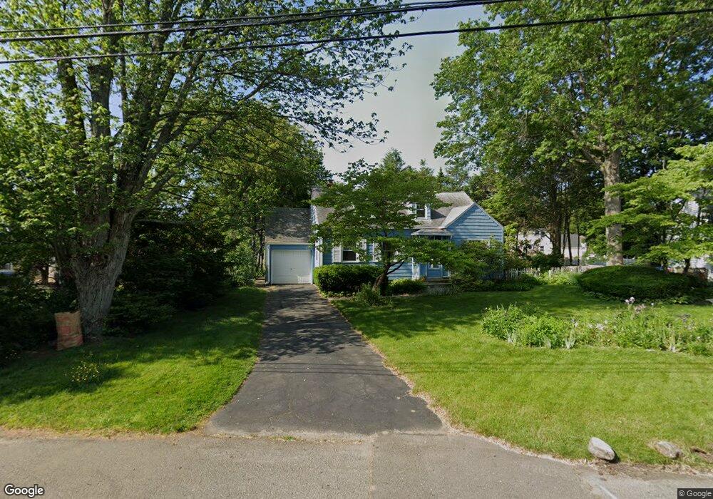 86 Pilgrim Rd, Bridgeport, CT 06610 - photo 1