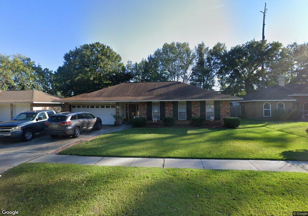 1331 Constitution Dr, Slidell, LA 70458 - photo 1