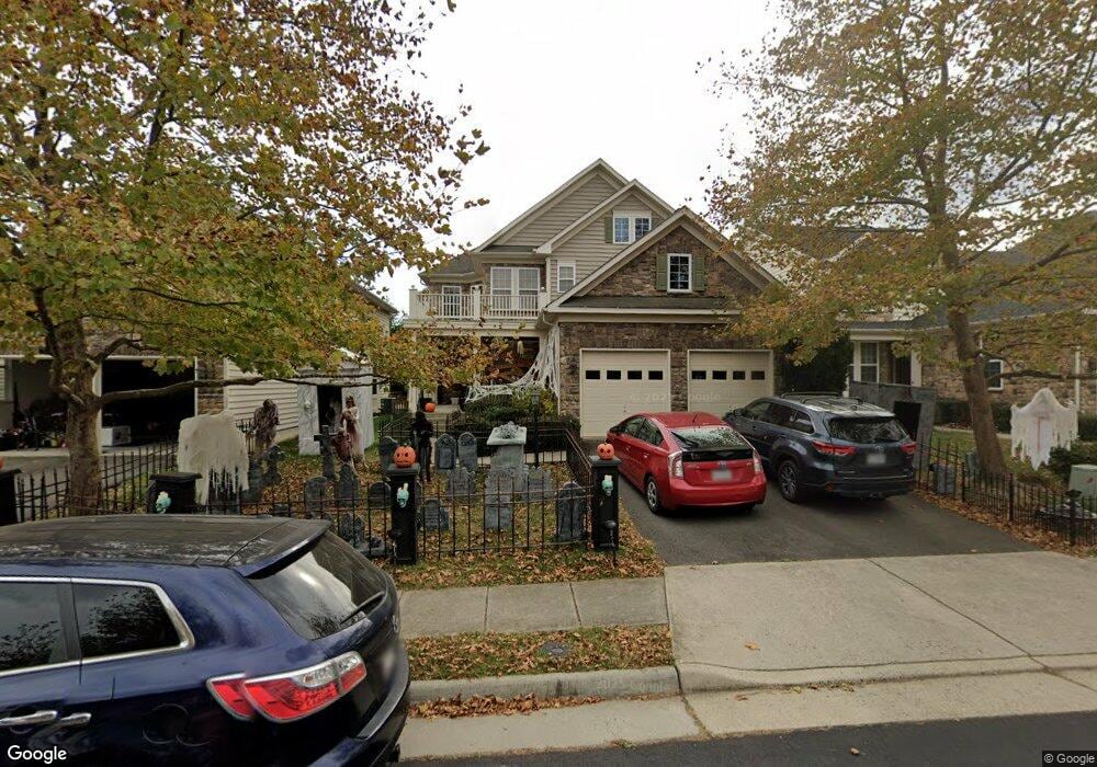 42973 Thornblade Cir, Ashburn, VA 20148 - photo 1