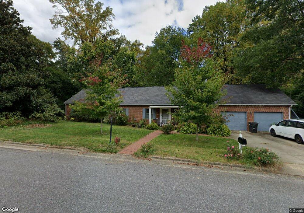 112 Vine St, Statesville, NC 28677 - photo 1