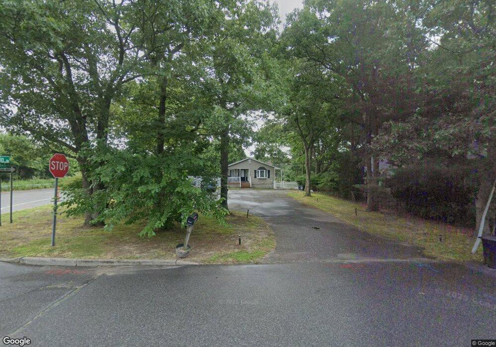 43 Vautrin Ave, Holtsville, NY 11742 - photo 1