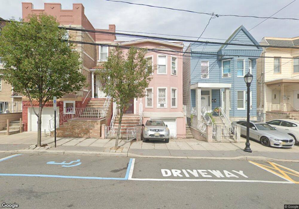 142 49th St, Union City, NJ 07087 - photo 1