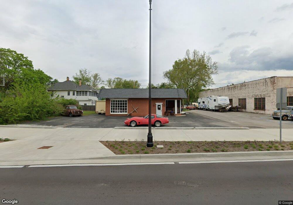 114 W 2nd St, Frankfort, KY 40601 - photo 1