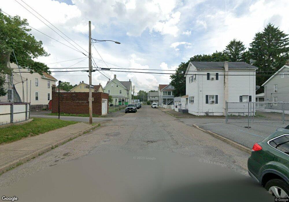 119 E Oak St, West Hazleton, PA 18202 - photo 1