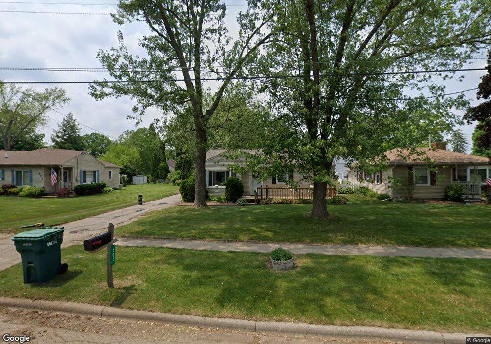 205 Chestnut St, Flushing, MI 48433 - photo 1