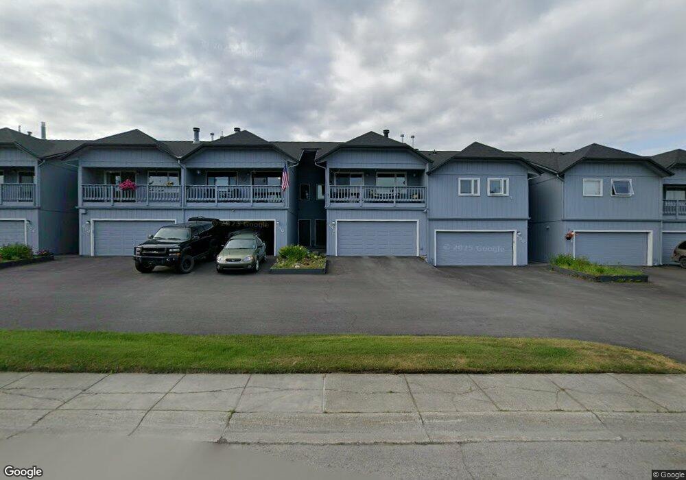 654 King Arthur Cir, Anchorage, AK 99518 - photo 1